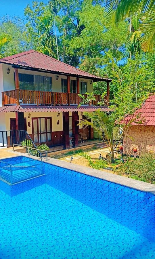 Lakefront Beach Homes Черай Бийч Екстериор снимка